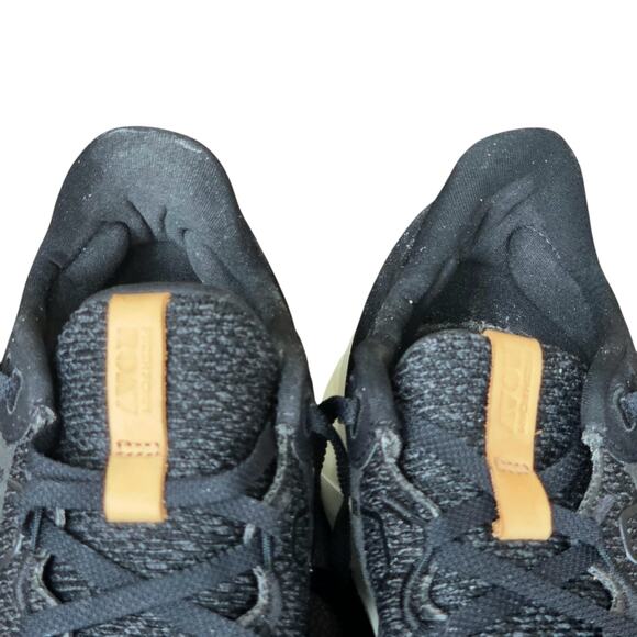 New Balance Fresh Foam ROAV V2 Sneakers sz 10.5 Black Sea Salt Great Condition! main image 8